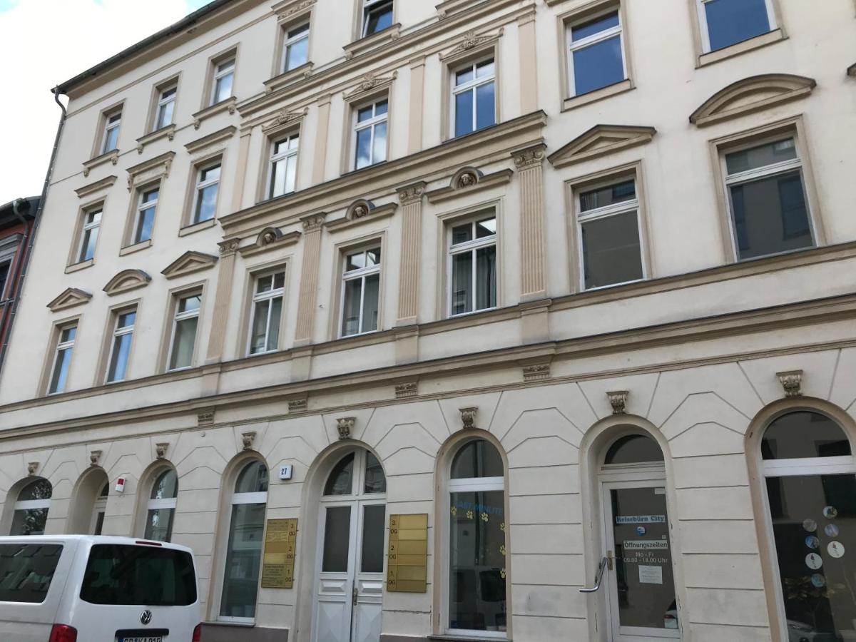 Stadtdschungel Fewo Mit Balkon Cottbus Exteriör bild